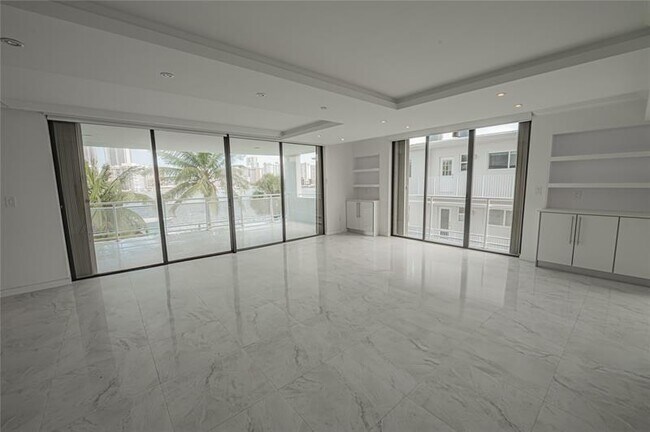 Building Photo - 468 Golden Isles Dr