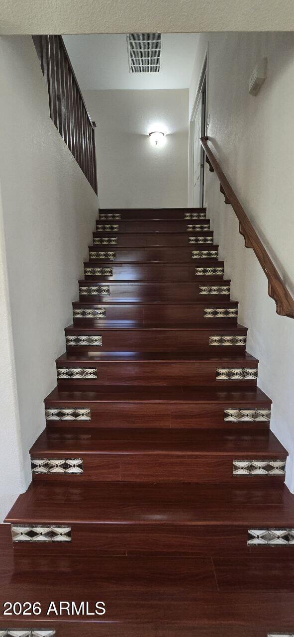 Building Photo - 6435 W Buckskin Trail