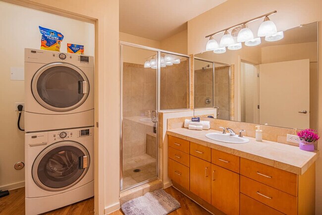 Building Photo - 44 W Monroe St