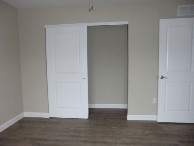 Building Photo - 5818 Executive Plaza Dr