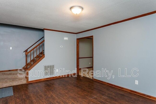 Building Photo - 1012 Windward Psge