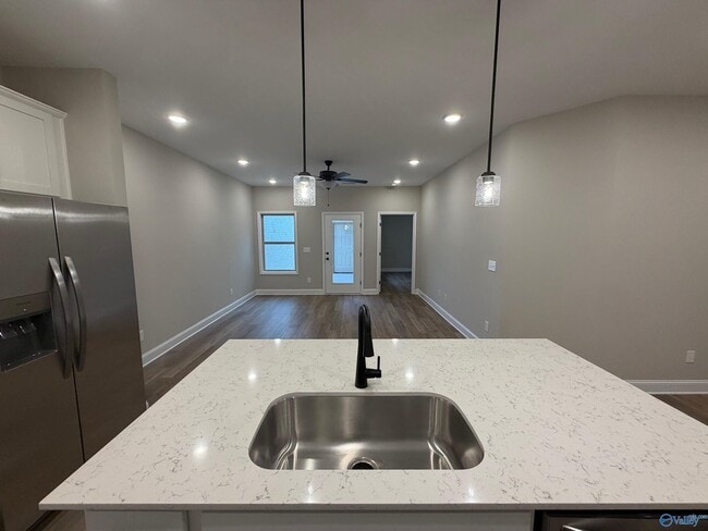 Building Photo - 433 Lando Cain Rd