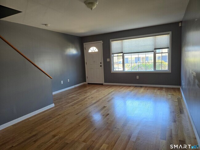 Building Photo - 148 Granfield Ave