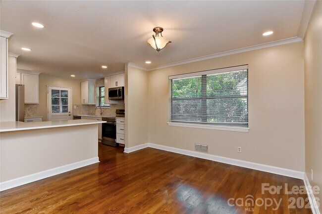 Building Photo - 1215 Sewickley Dr