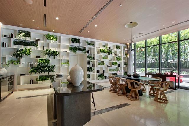 Building Photo - 55 SW 9th St