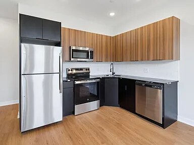 Building Photo - 4147 W Girard Ave