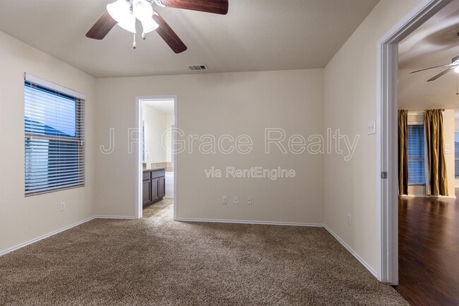 Building Photo - 4204 S Fork Ranch Rd