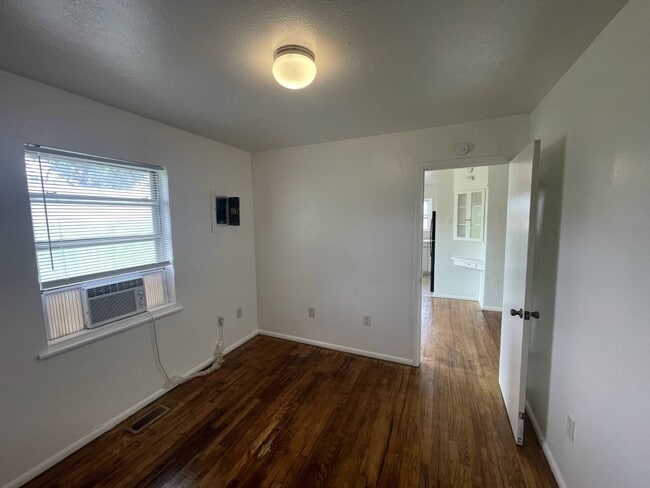 Building Photo - 1512 NW 43rd St