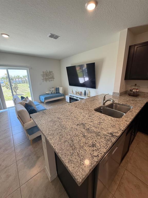 Building Photo - 1419 Plank Pl