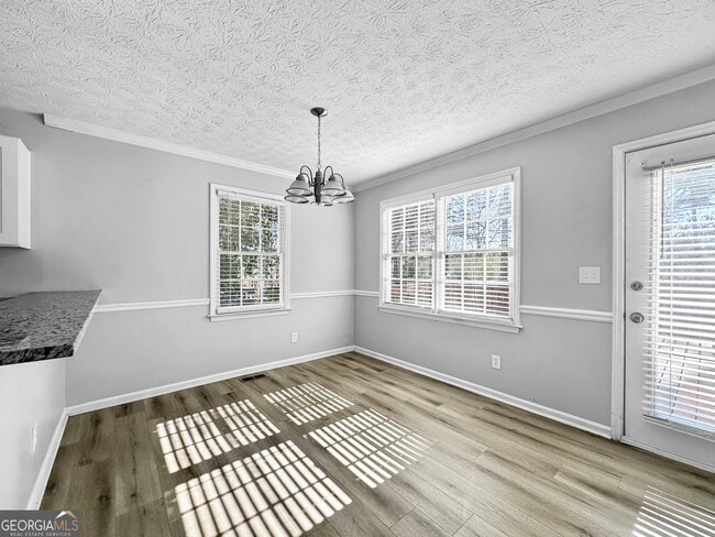 Building Photo - 1890 Tree Brooke Ln