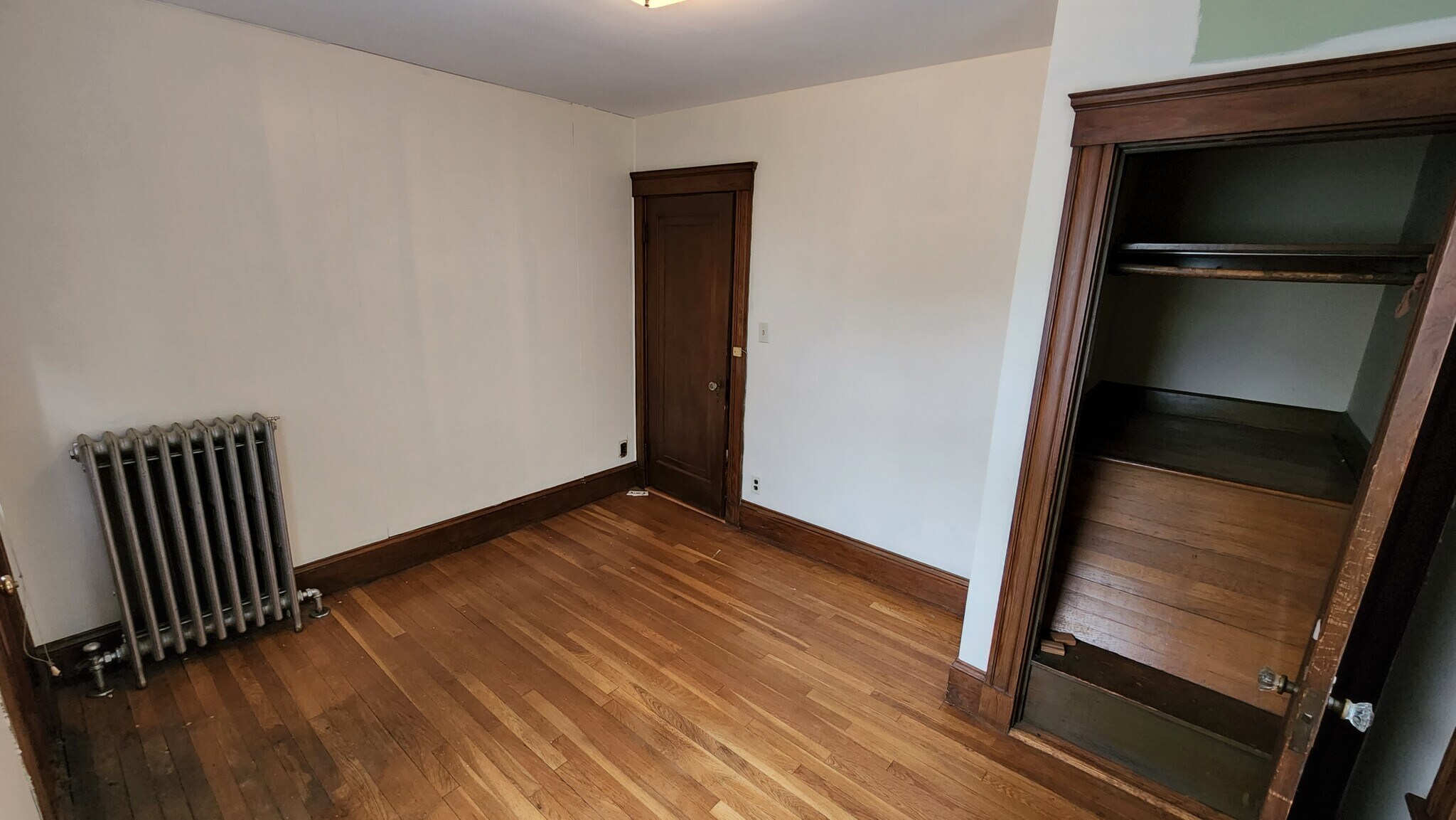 Building Photo - 132 Montclair Ave