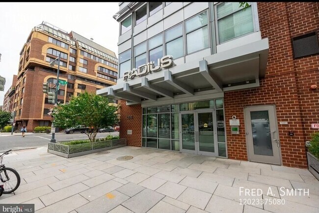 Primary Photo - 1300 N St NW