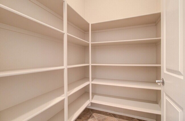 Building Photo - 4120 E Donato Dr