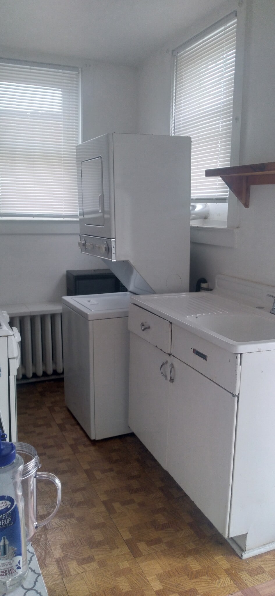 Washer/Dryer - 619 Lancaster Ave