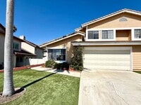 Building Photo - Wonderful 4 Bedroom 2-story Townhome in "F...
