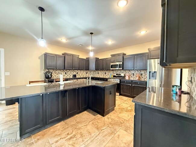 Building Photo - 14525 Jaclyn Marie St