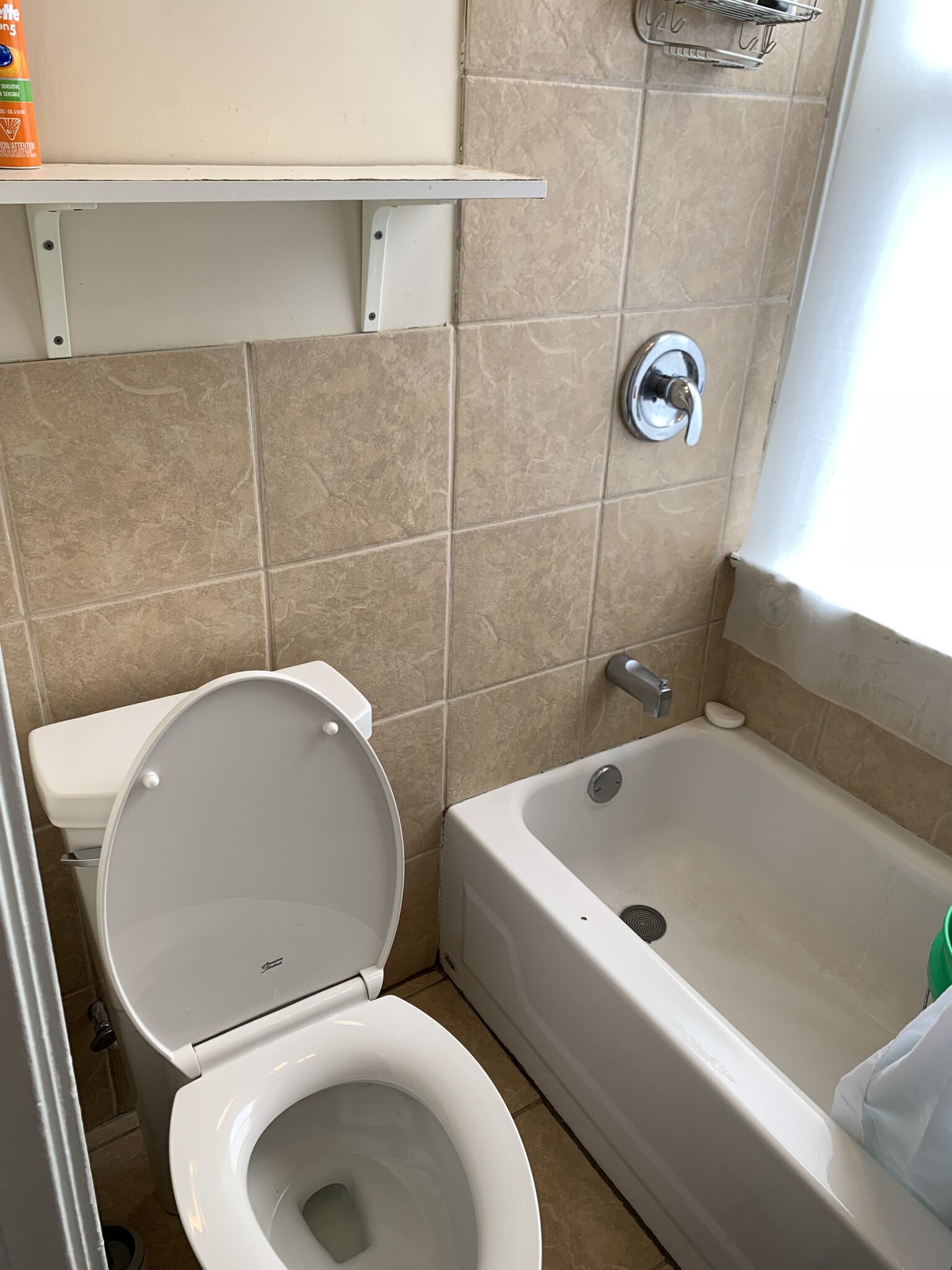 Bathroom - 3015 N Clifton Ave