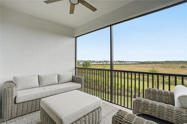 Building Photo - 11851 Venetian Lagoon Dr