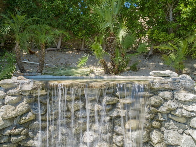 Building Photo - 72511 Theodora Ln