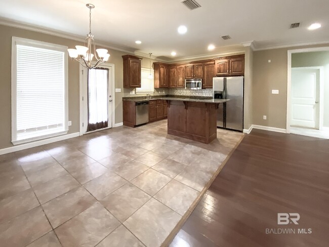 Building Photo - 9426 Sanibel Loop