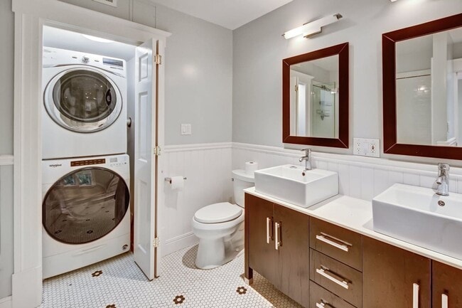 Building Photo - Your home sweet home in San Francisco is in the Noe Valley Neighborhood!