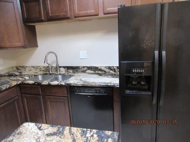 Building Photo - 3 Bedroom in Fort Walton Beach