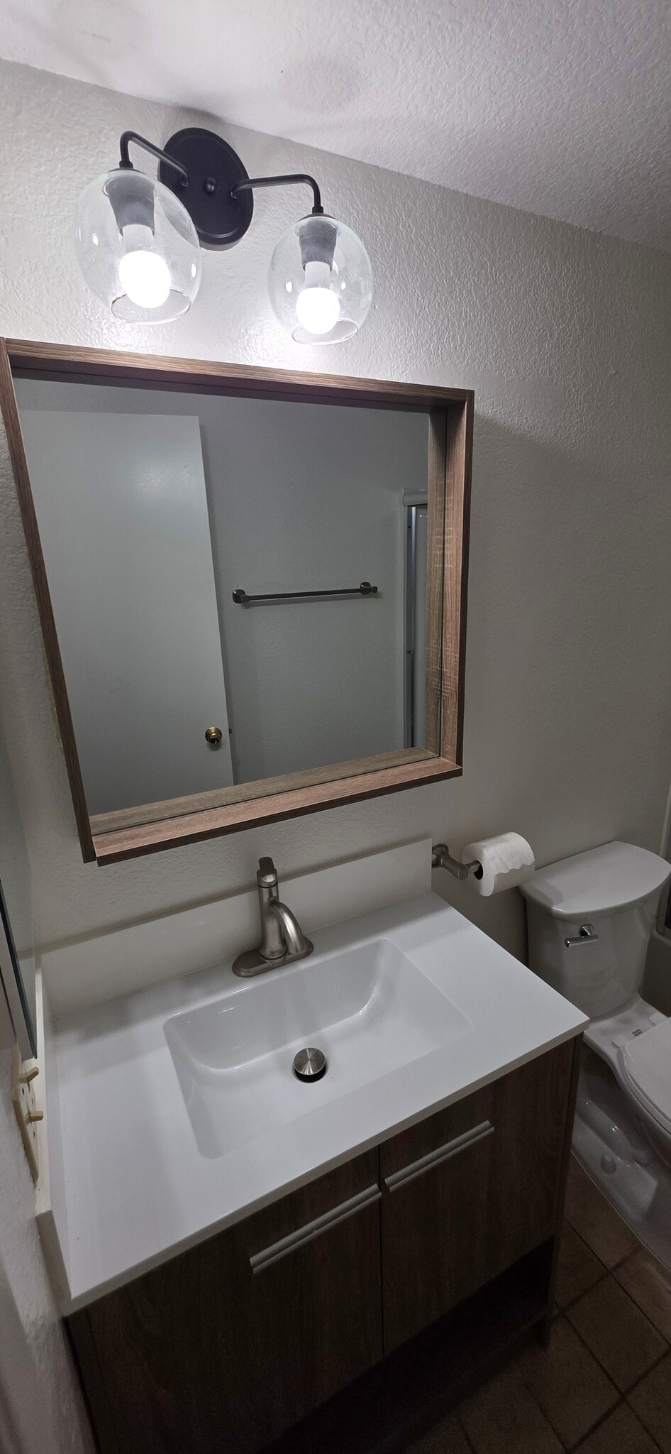 Newly renovated guest bathroom - 12022 Calle De Montana