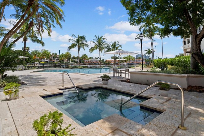 Building Photo - 2442 Fisher Island Dr