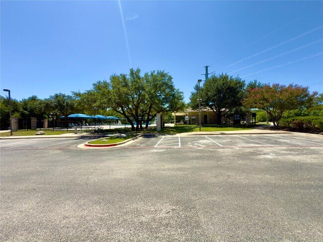 Building Photo - 1030 Moser River Dr