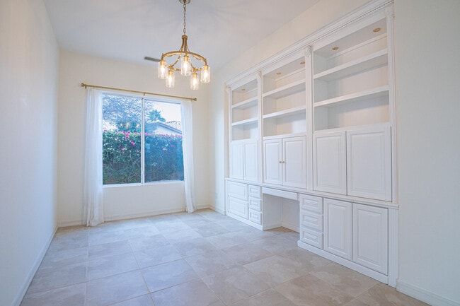 Building Photo - 81799 Prism Dr