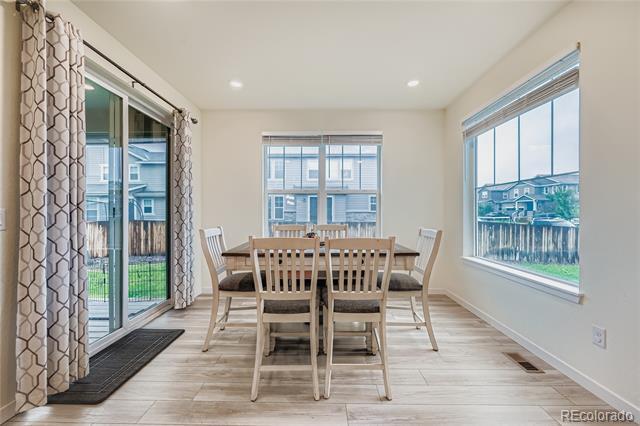 Building Photo - 1060 S De Gaulle Ct