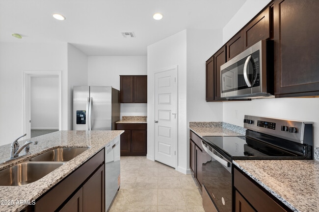 Building Photo - 30266 N Acacia Dr.