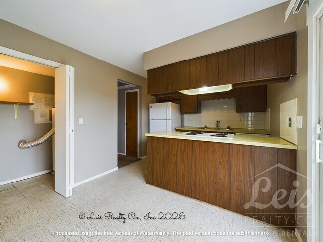 Building Photo - 1359 Chippewa Dr