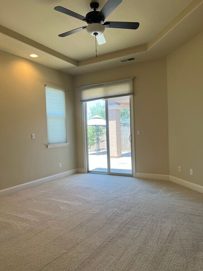 Building Photo - 1256 Jorgenson Dr
