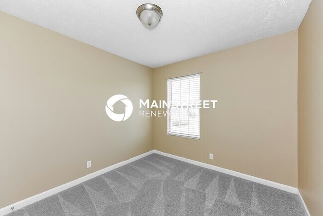 Building Photo - 5 Bedroom Pet-Friendly Home in Murfreesboro, TN with Main Street Renewal