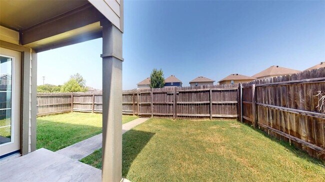 Building Photo - 4131 McFarland Dr