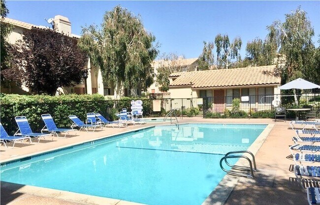 Building Photo - Modern Elegance Meets Calabasas Comfort