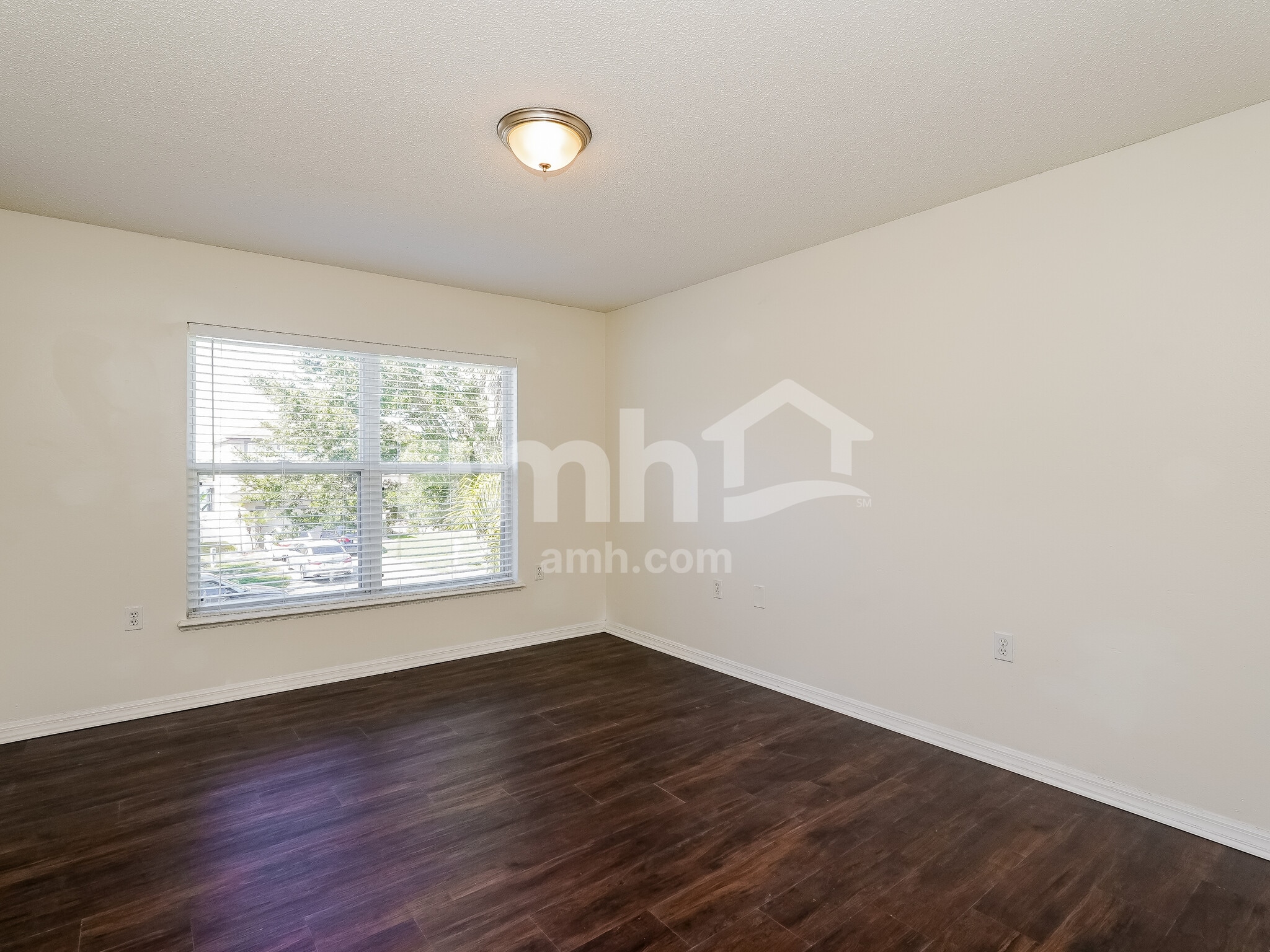 Building Photo - 12808 Lake Vista Dr