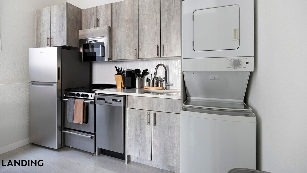 Building Photo - 3022 Zuni St