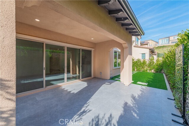 Building Photo - 104 Whisper Rock