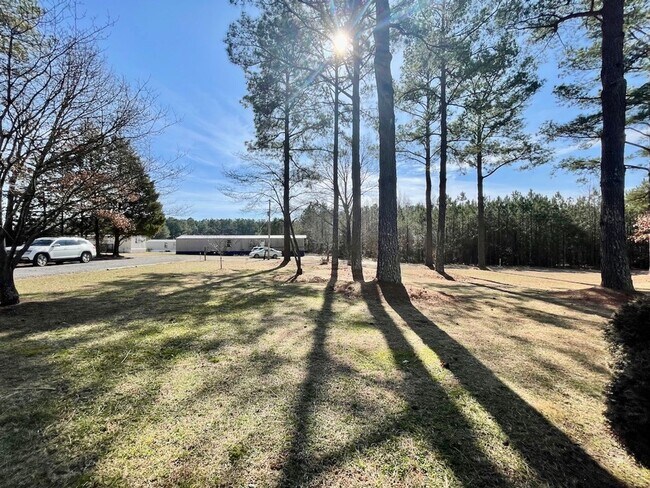 Building Photo - 14341 Wells Ln