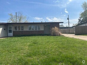 Building Photo - 654 Southwell Ln