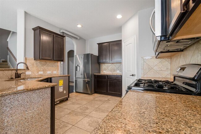 Building Photo - 19701 Drifting Meadows Dr