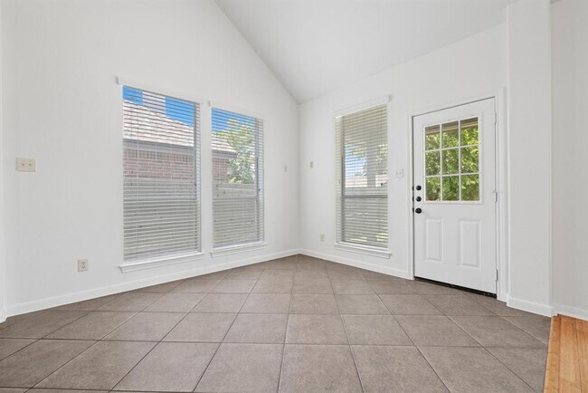 Building Photo - 20936 Prestwick Dr