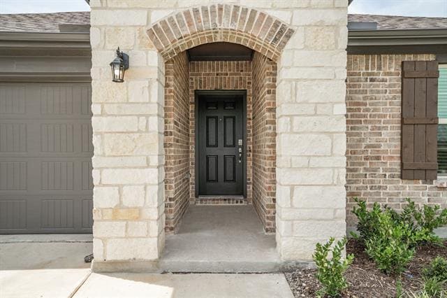 Building Photo - 2100 Briar Rose Dr