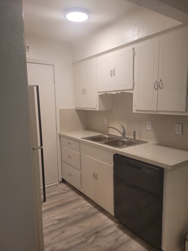 1 bd 1 bth - Royale Orleans