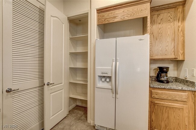 Building Photo - 56 E Serene Ave