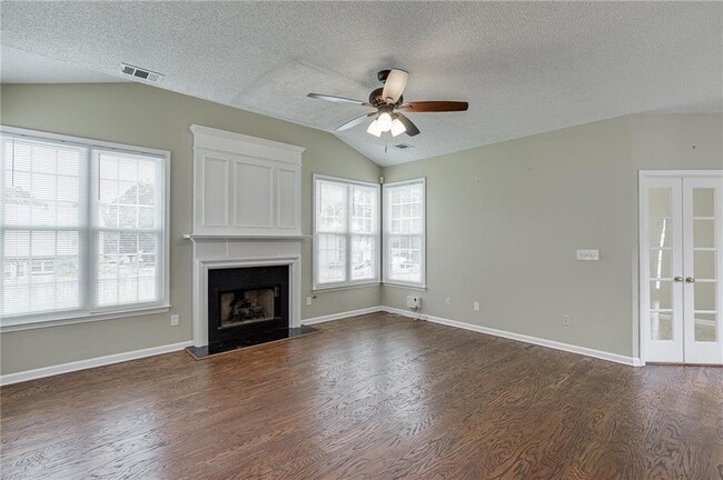 Building Photo - 305 Leatherman Ct