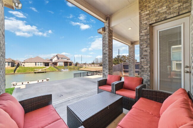 Building Photo - 24006 Tirso River Ct