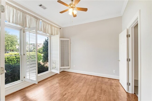 Building Photo - 290 Windsor Gate Cove NE